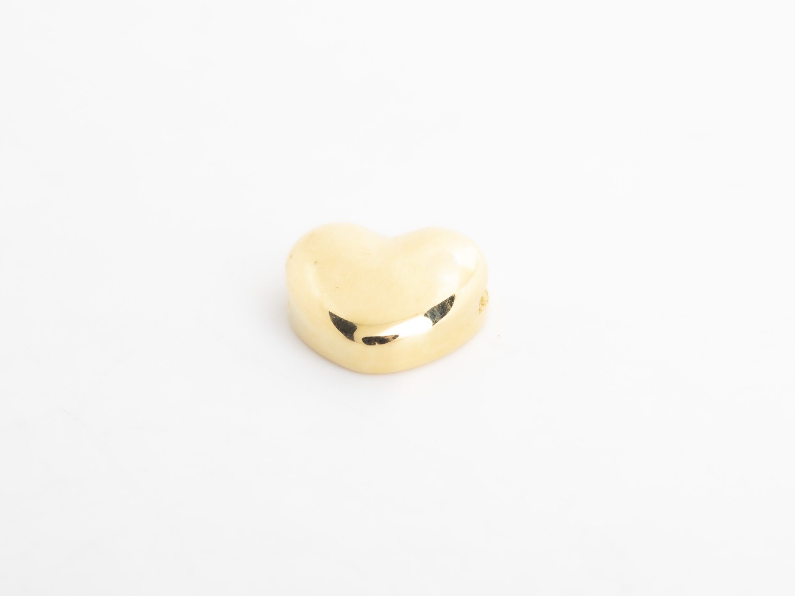 Dije de corazón en oro amarillo