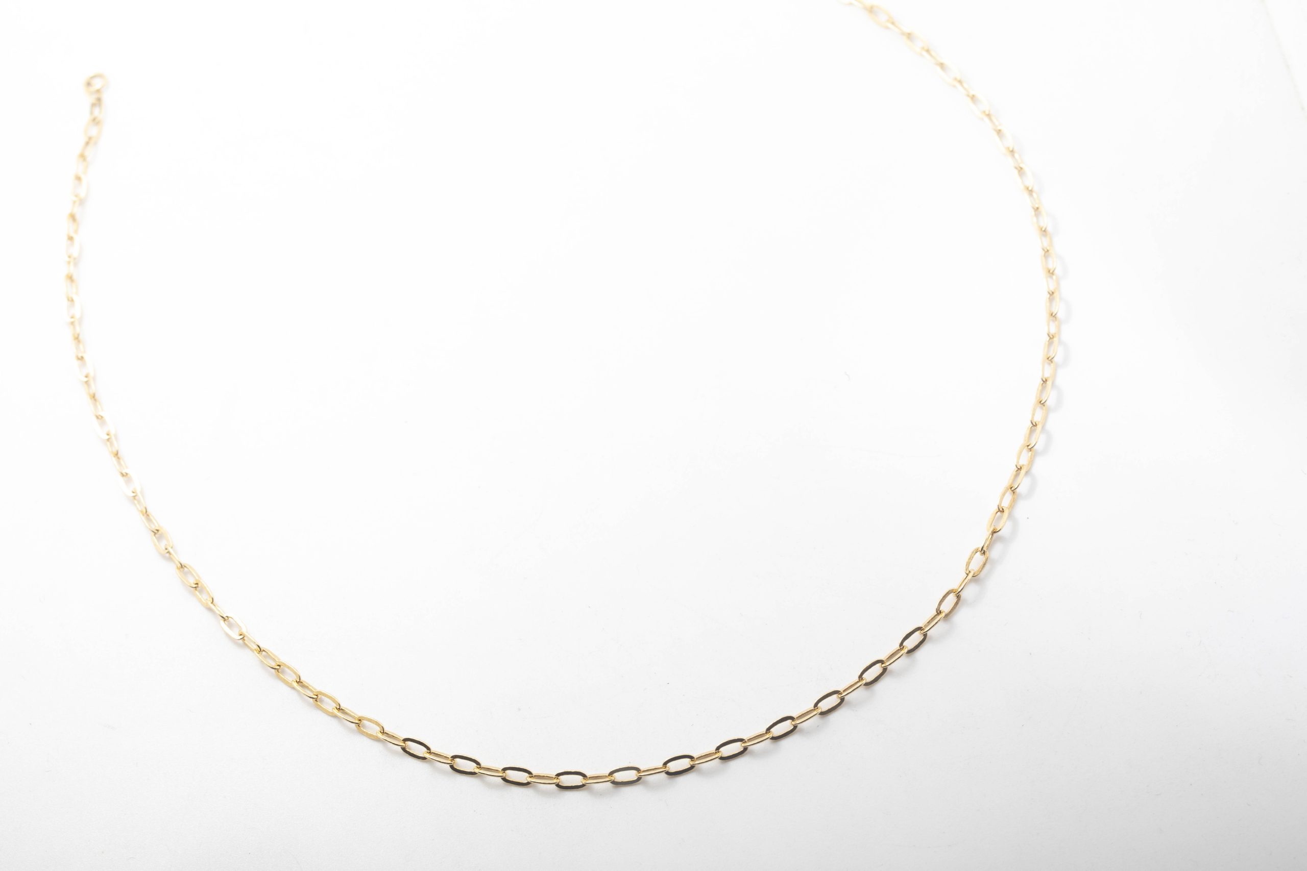 Cadena de oro amarillo
