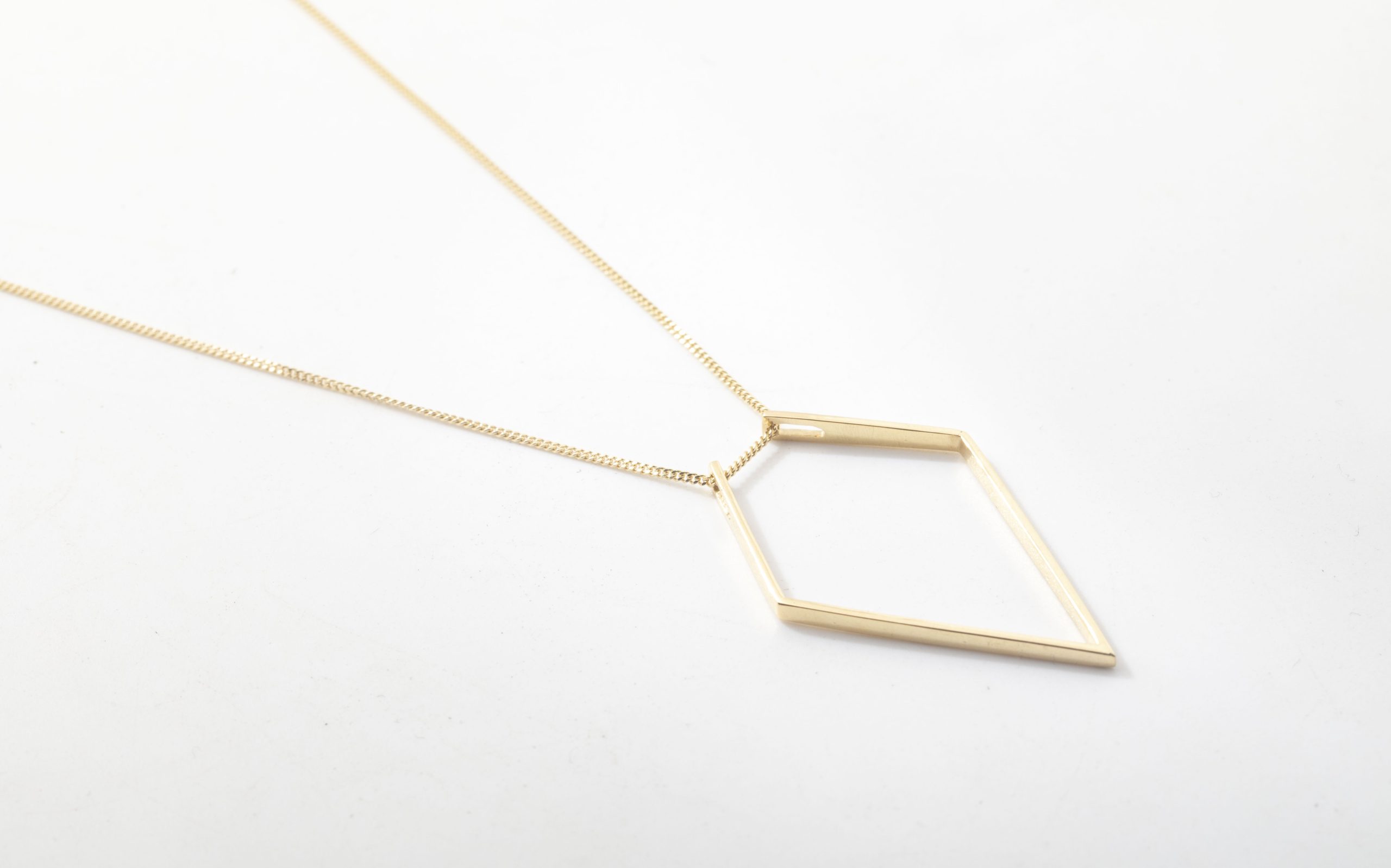 Collar holder de anillos