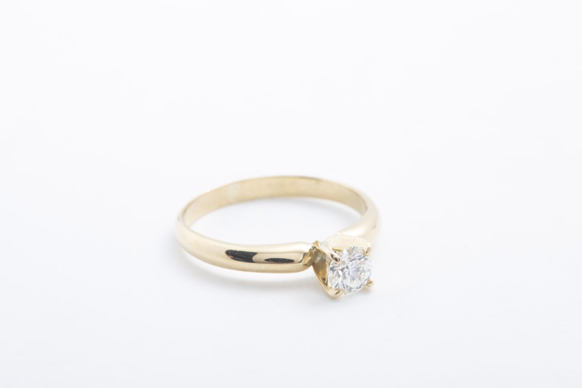 Anillo de compromiso con diamante 0.35Ct.