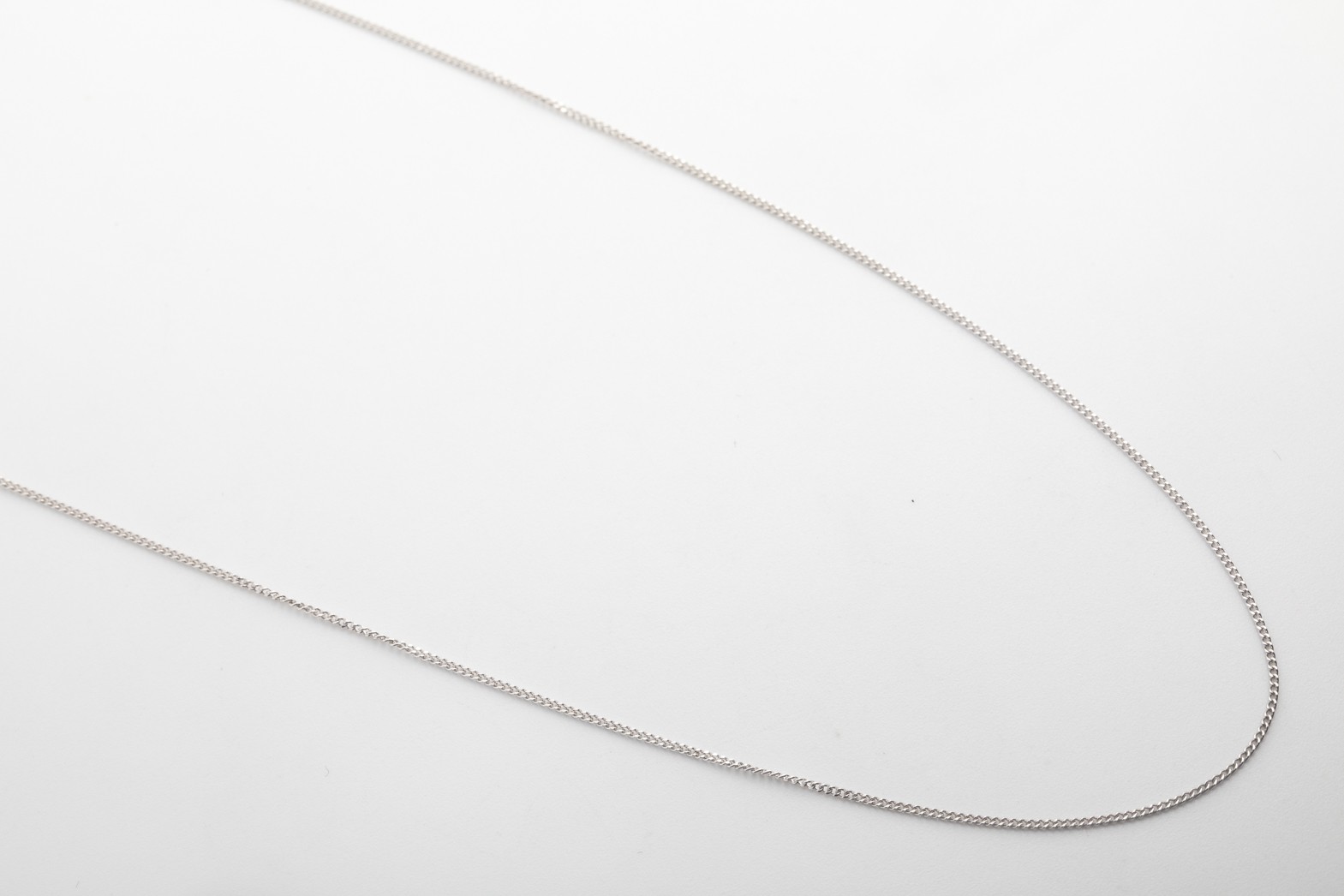 Cadena oro blanco