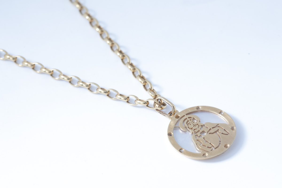 Medalla de Jesús con nácar