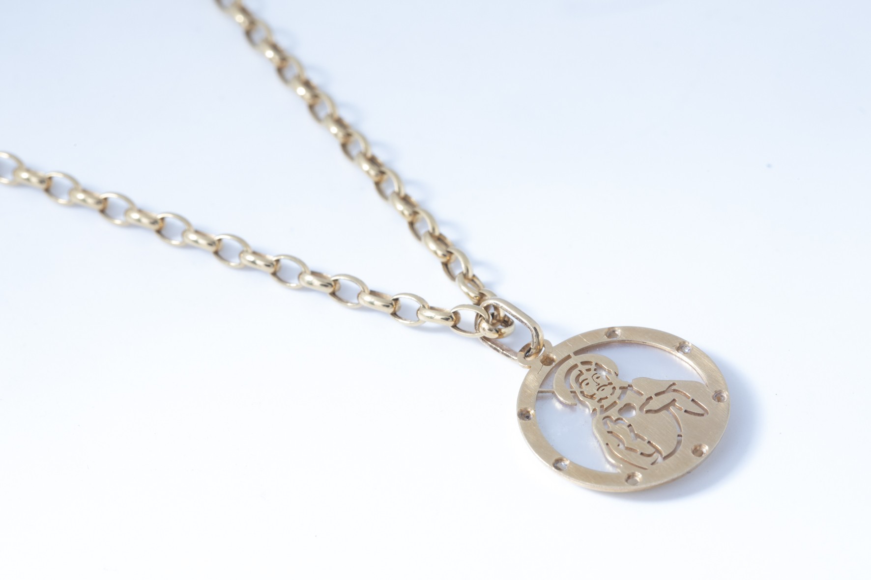 Medalla de Jesús con nácar